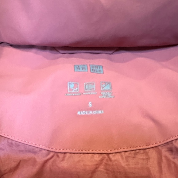 Uniqlo Pink Seamless Down Jacket S - Picture 2 of 3